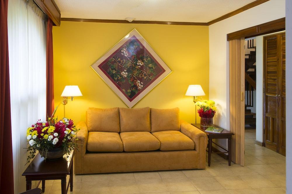 Apartotel & Suites Villas Del Rio San José Esterno foto