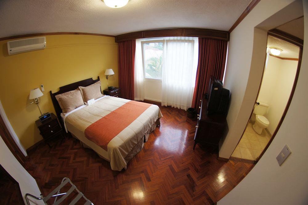 Apartotel & Suites Villas Del Rio San José Esterno foto