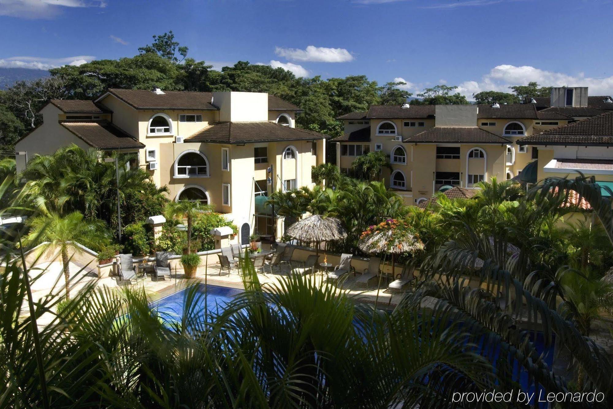 Apartotel & Suites Villas Del Rio San José Esterno foto